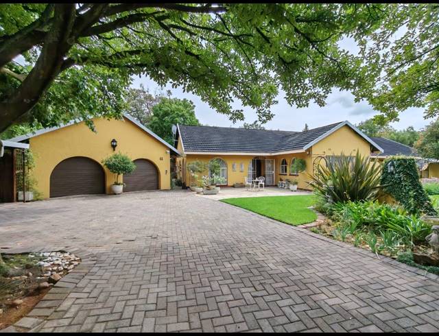 4 BEDROOM HOUSE FOR SALE IN THREE RIVERS PROPER
